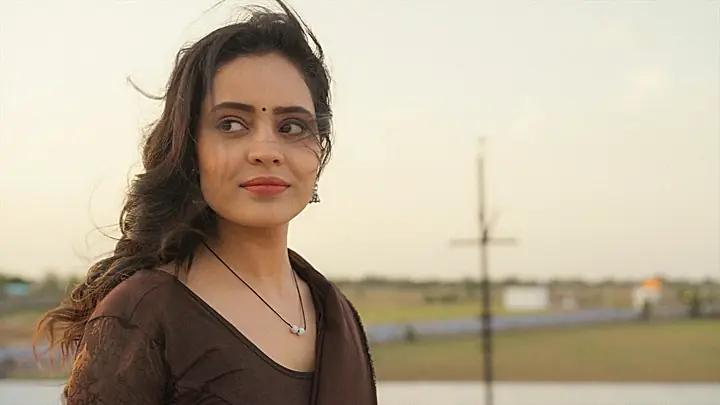 Designer Lehngo-4